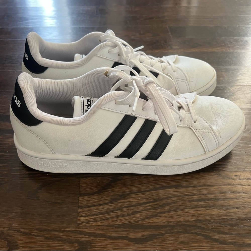 Adidas Women’s White and Black Sneakers size 10